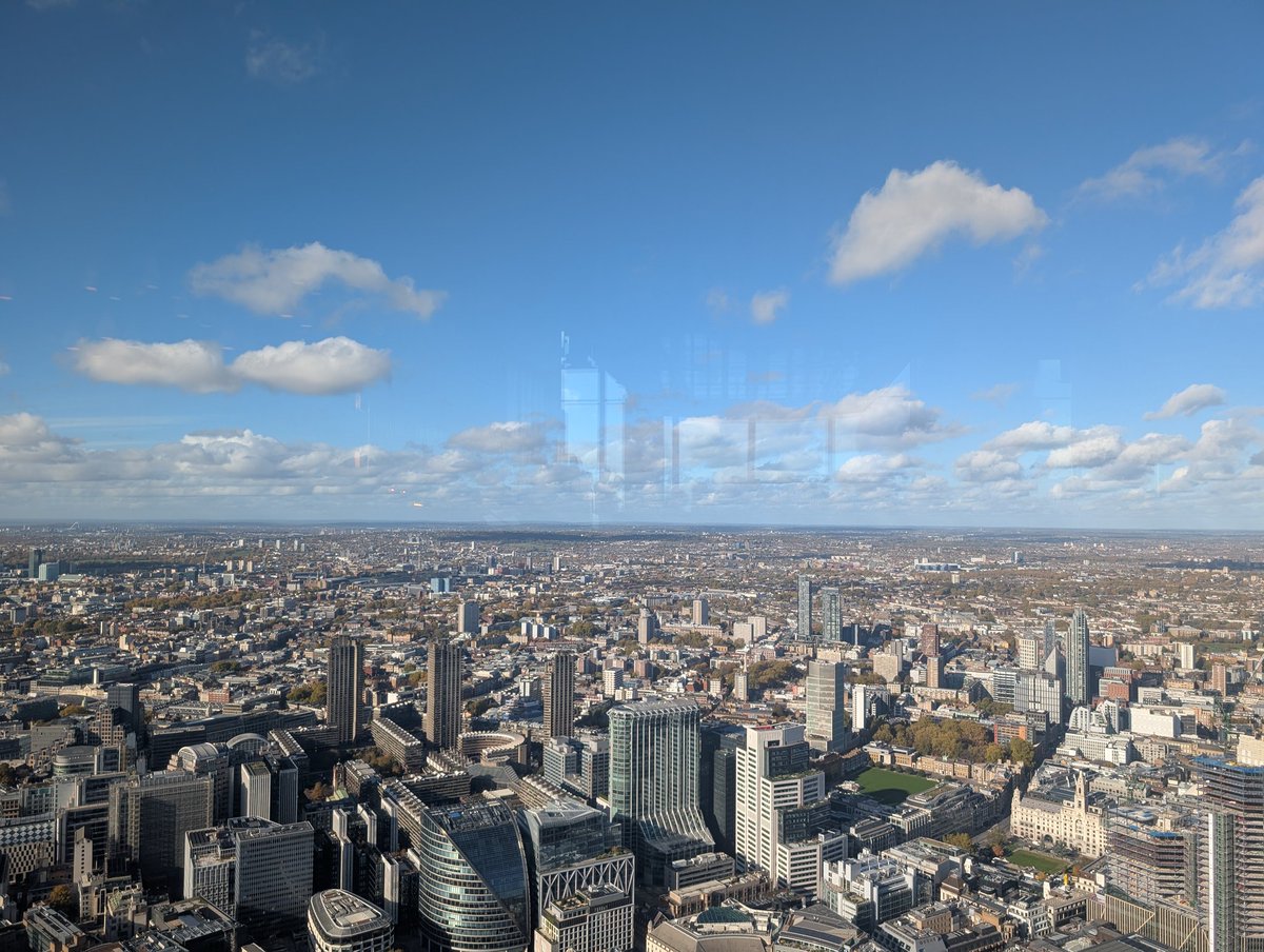 HashD's tweet image. Not a lot beats London from high up on a nice day!! 

Happy Saturday ZarGates fam