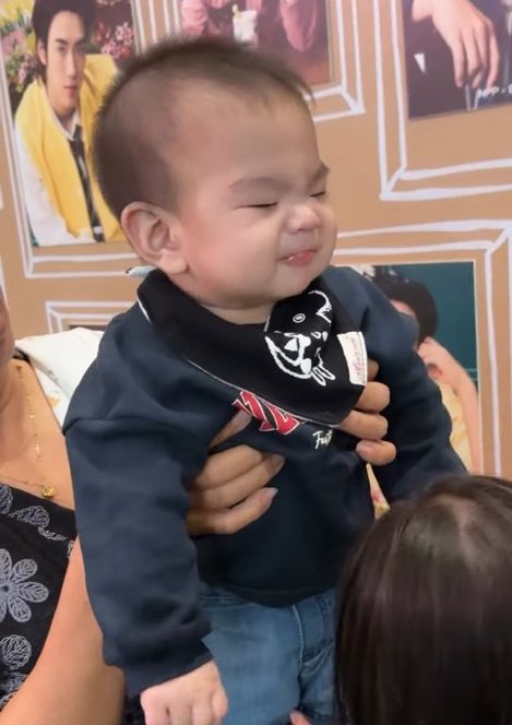 เริ่มเหมือนมุจุ๋ง