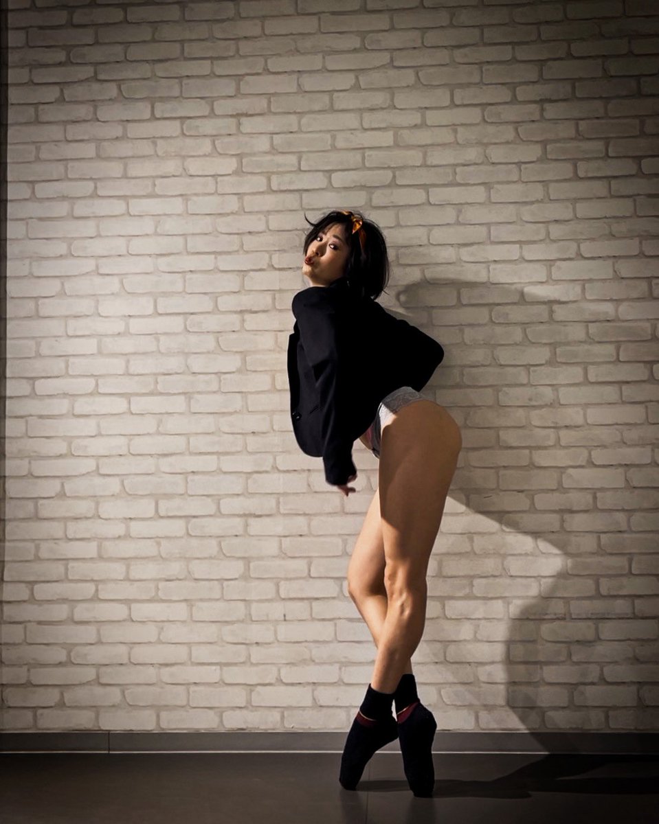 following my role💛🩷🧡