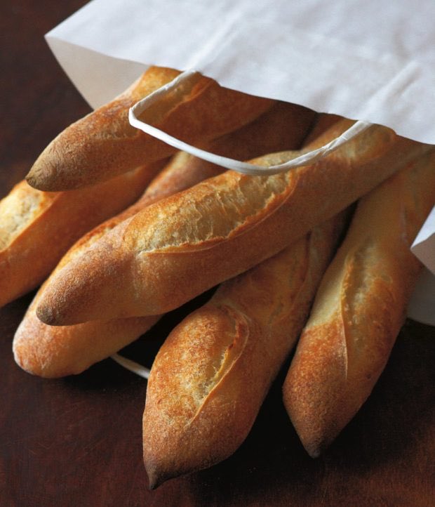 Coolfooddude's tweet image. Freshly baked perfection. Crispy crust, tender crumb, deep flavour. These Baguettes with Fermented Dough are pure magic. wp.me/p4Mio9-4h5 @RichardBertinet #CrustCookbook #Baguette #BreadBaking