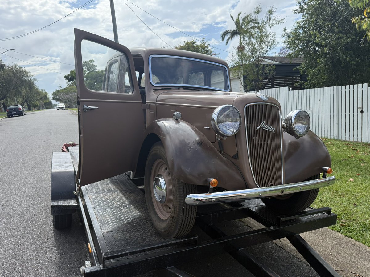 H.R. Pupnstuf (Rawrs) tweet media