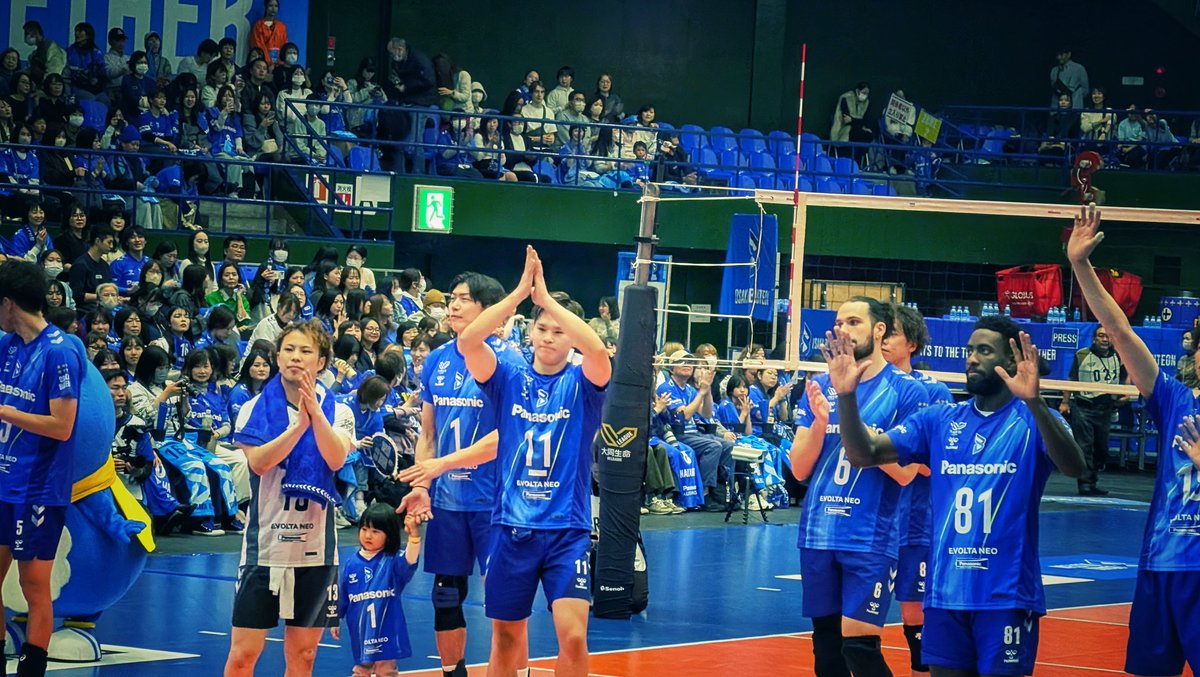 kanaho_pa's tweet image. ストレート勝利🔥

西田くんとガンバに加入の噂があったミゲルロペス選手が活躍✨

パナアリは歩いて行ける距離にあるのがありがたい🤣

良い席で観戦させていただいてありがとうございました
#大阪ブルテオン #bluteon