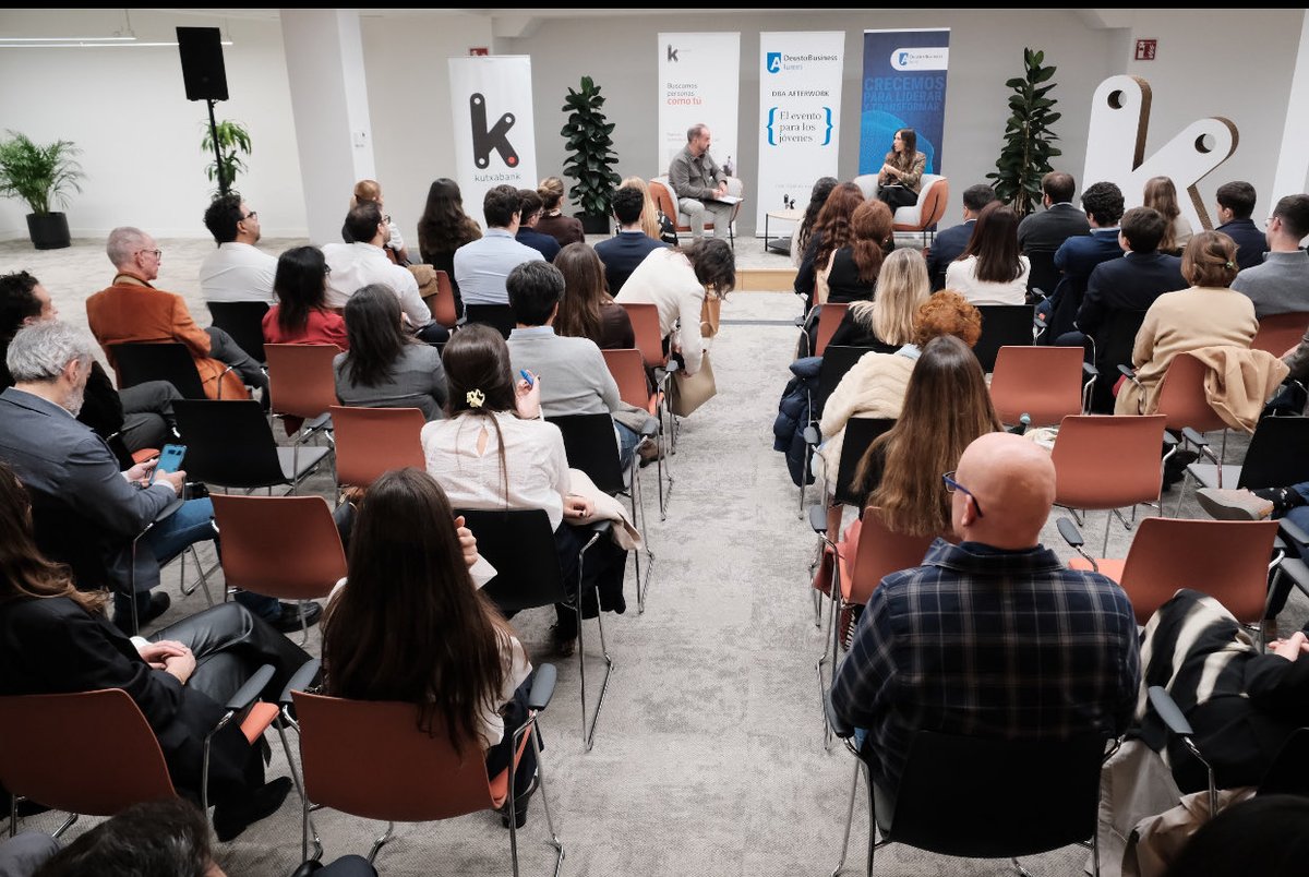 📍En <a href="/AlumniDBA/">Deusto Business Alumni</a> celebramos el jueves en Madrid, un nuevo #DBAAfterwork con Jasone Barrena, Group Marketing Manager de CHANEL. 
Hablamos sobre el sector del lujo y las claves del éxito
acortar.link/vlfzVD
<a href="/Kutxabank/">Kutxabank</a> <a href="/SPENDINmagazine/">SPEND IN</a>