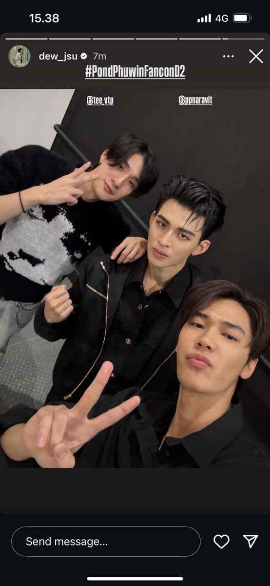 estfisip's tweet photo. DEMI TUHAN DEWTEE GILAAAA YAAAAAA LUUUUUUUY SKSHAIAHWJSJAJAJAIAIAIAHJABSBSBSSHAHAJBSJSHSBDJSJSJDBSJ https://t.co/clzTZcOuSZ