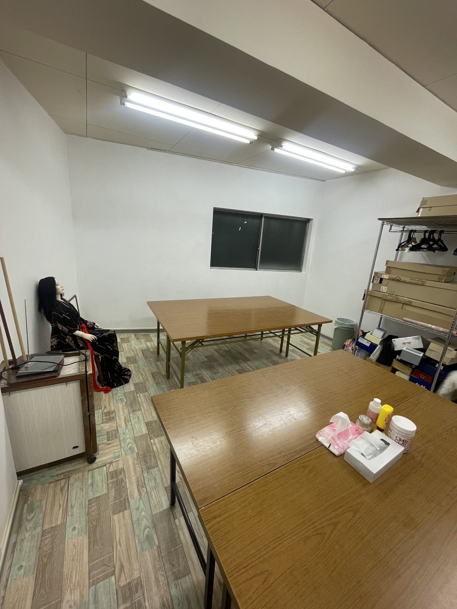 人形スタジオサンクチュアリ開設。
ご利用料金12時〜17時まで。
税込2200円（施設使用料込み）

出入り自由、トイレ、水道完備。
申し込みはDMからお願いします。
おひとり様からご利用可能。

〒650-0012
〒兵庫県神戸市中央区北長狭通7丁目1-4
サンクチュアリビル3F