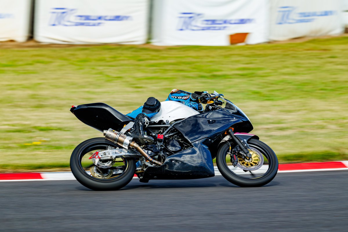 taro18@10月28日はKRT走行会☀️🍀🛵 on X