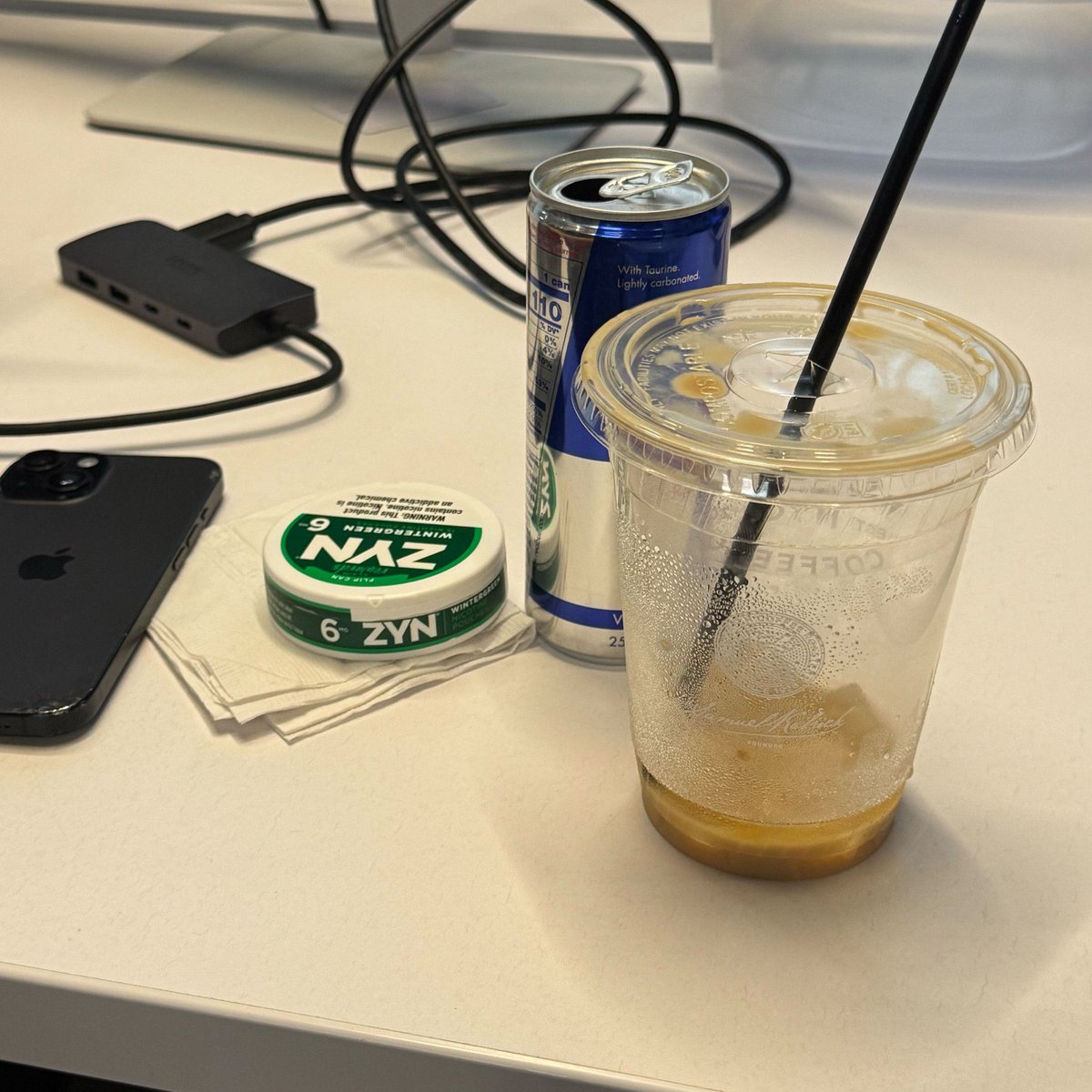 Betix_Labs's tweet photo. yung hedge fund analysts are begging us to build a will-i-die-next-year prediction market to hedge their flesh depreciation https://t.co/E5VVqm9xMU