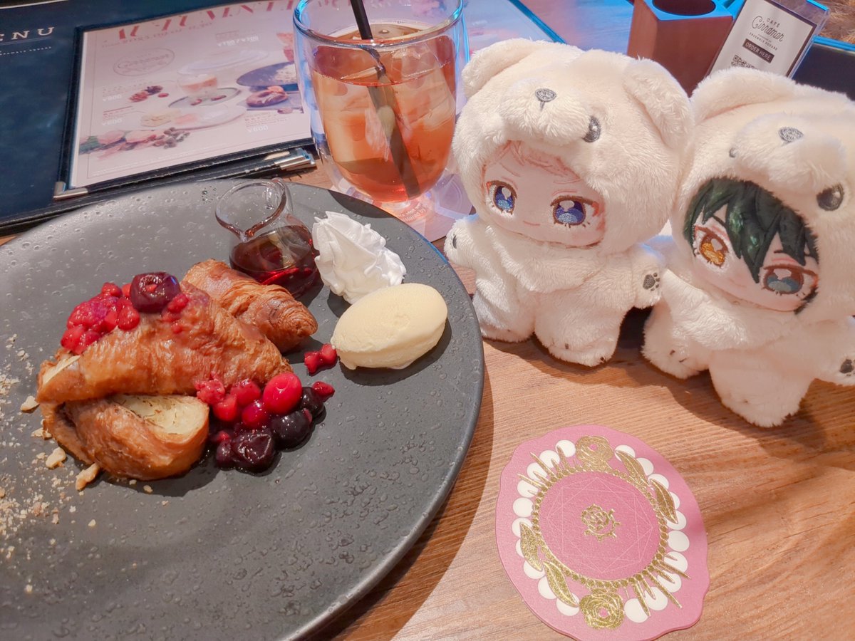 初シナモンで🥐のフレンチトースト食べてきました〜サクサクふわふわで美味しかった🍴💞
コースターももらえた‼️