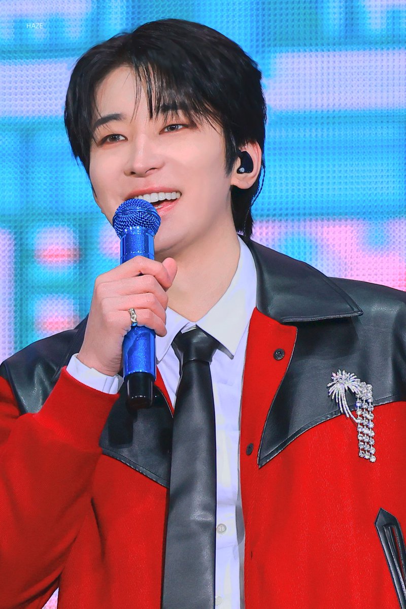 𝐇𝐀𝐙𝐄 tweet media