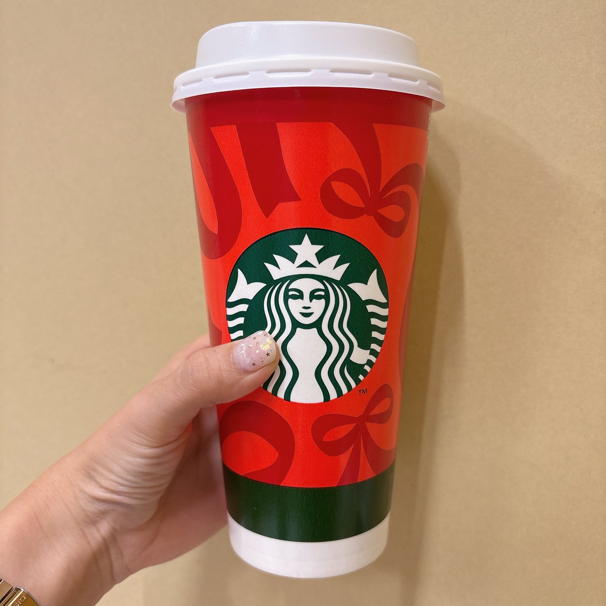 4/8までA♡:【美品】b&y オールイワン マリカ MARIKA 4E厚底キルティング風スニーカー （ベージュ