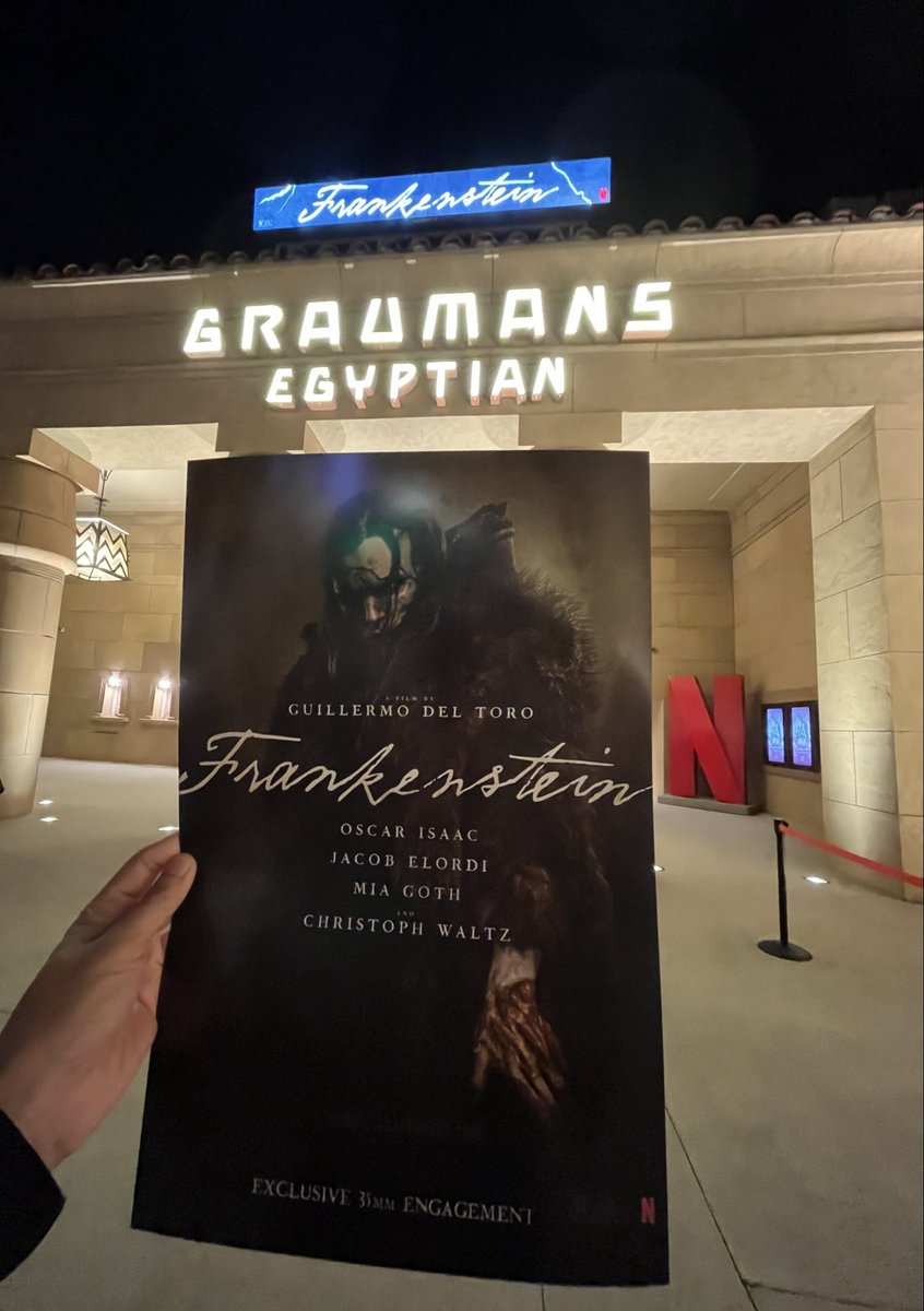 jboost4's tweet image. ¡ @RealGDT , te la rifaste! No sabes cuánta alegría me dio ver tu obra de amor en 35mm. Nadie más podría llevar acabo esta visión si no fueras tú, y estoy seguro que le hubiera encantado a Mary Shelley. ¡Muchísimas Felicidades y mil gracias por compartirla! Un fuerte abrazo.