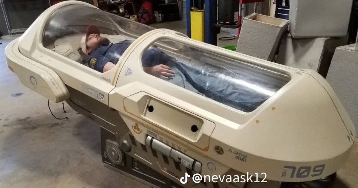 CharlieWar1d's tweet photo. DO YOU WANT TO BOOK AN APPOINTMENT ?

THE MEDBED IS HERE... https://t.co/FXv2uKg6Lt
