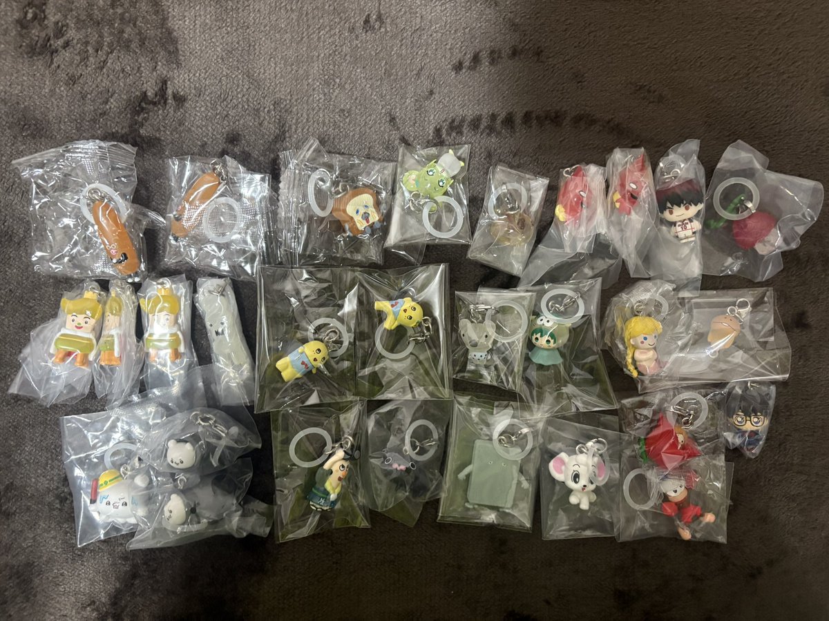 ミミッキュ tweet media