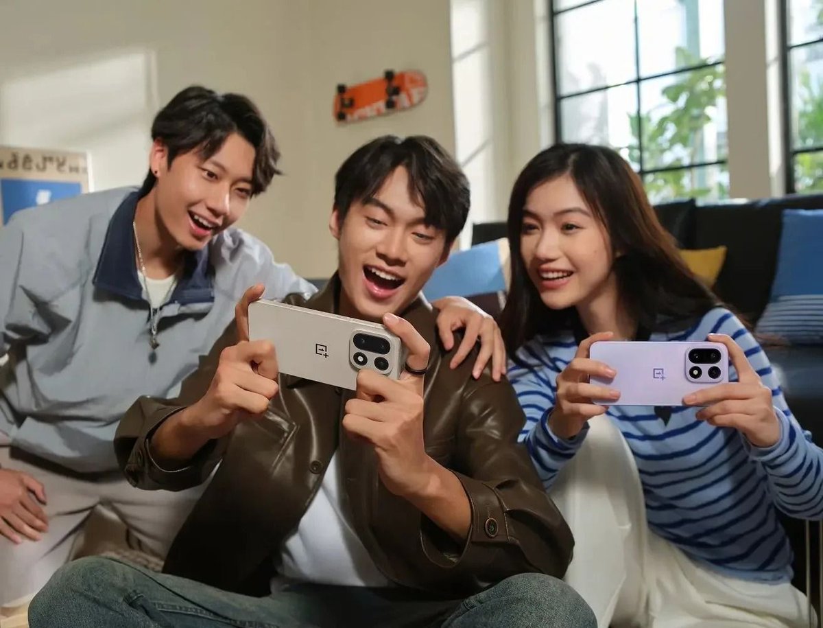 BlogNT's tweet image. 🤯🔋 OnePlus 15T : le futur smartphone compact aura une batterie de 7 000 mAh ! Le futur de l&apos;autonomie est en marche. 🔥👇

blog-nouvelles-technologies.fr/347724/oneplus…

#OnePlus15T #BatterieXXL #Compact #Tech #Nouveauté #Futur