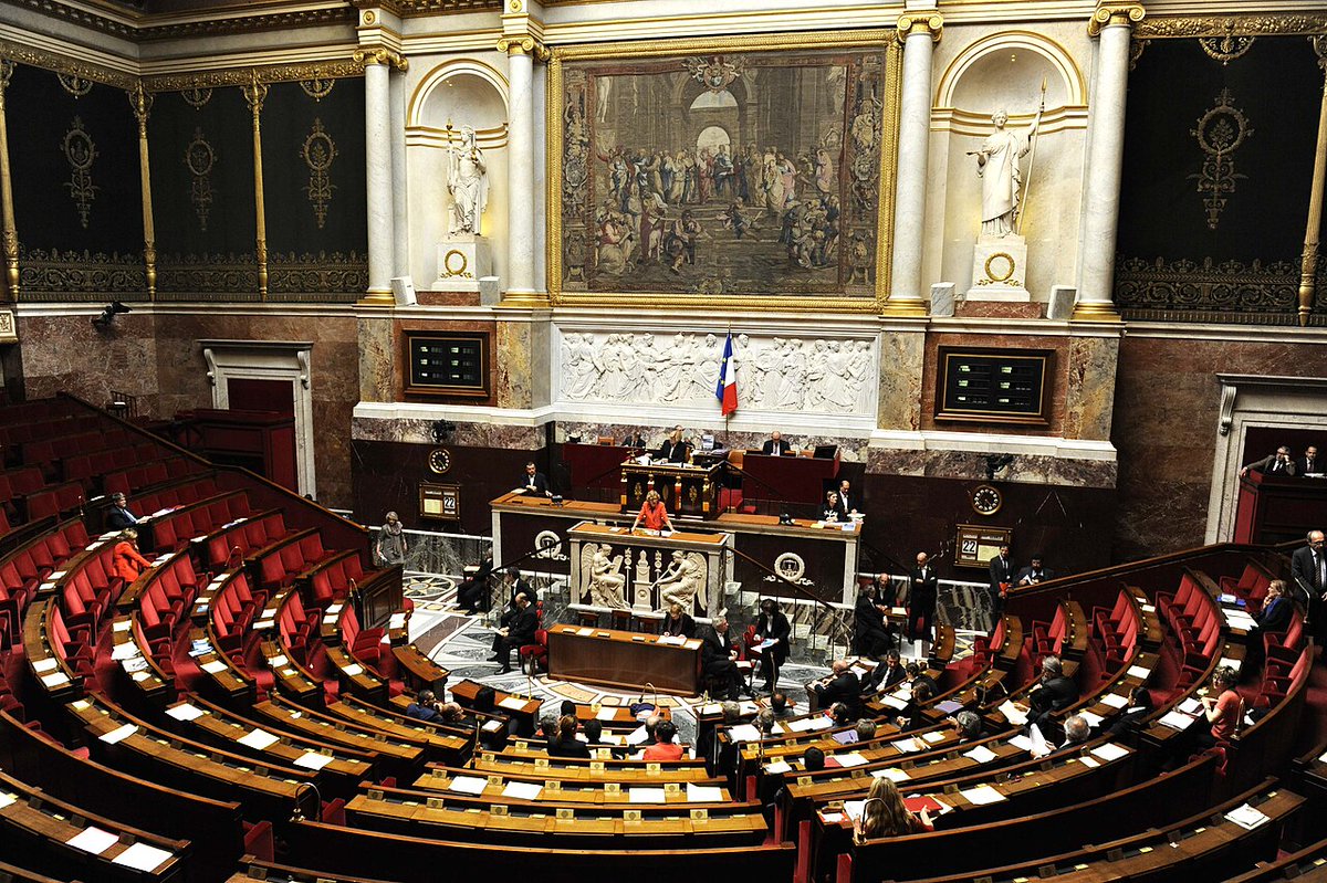 💥 Budget Sécu 2026 : gros coup de théâtre à l’Assemblée ! 🏛️
✅ Suspension de la réforme des retraites votée (PS + RN pour)
🚫 Gel des pensions et minima sociaux annulé
😬 Mais le budget entier… rejeté en commission !
Tout est à refaire mardi 🔁
#Retraites #PLFSS