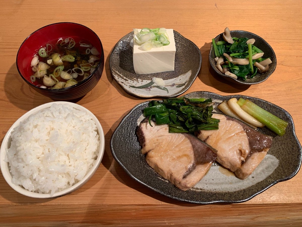 KAZUさんよろしくお願い申し上げます。 皆様にご連絡でございます。 ご心配、ご迷惑をお掛け致します事