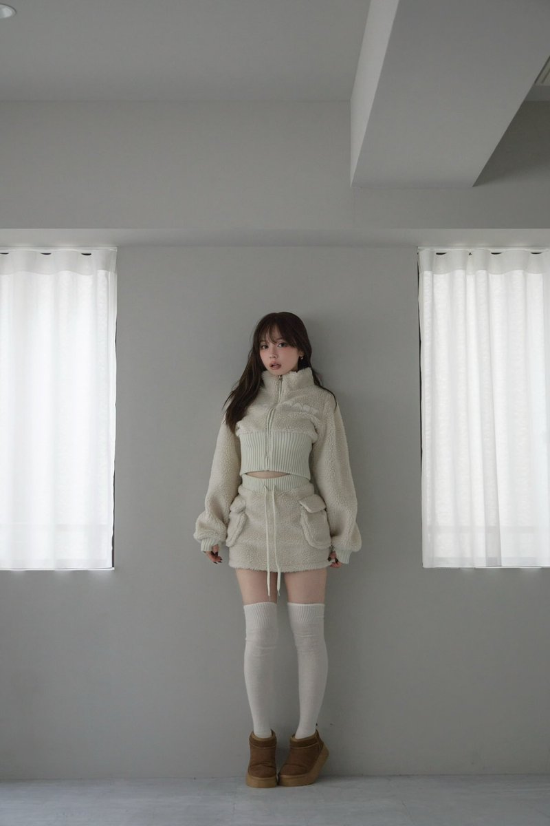 andmary Fluffy zip up jacket ivory Mary Boxy Zip Hoodie