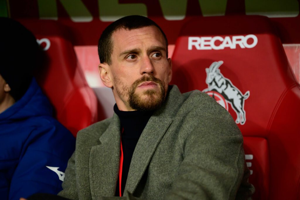 Eine Idee zwischen Experiment und Expertise: Der VfL Bochum hat den Sportchef abgeschafft und setzt stattdessen auf ein Team. Wer gehört diesem an? Wie sind die Aufgaben verteilt? Und wer ist eigentlich Markus Brunnschneider?  Antworten jetzt hier 👇🏼

vfl-magazin.de/neue-sportlich…