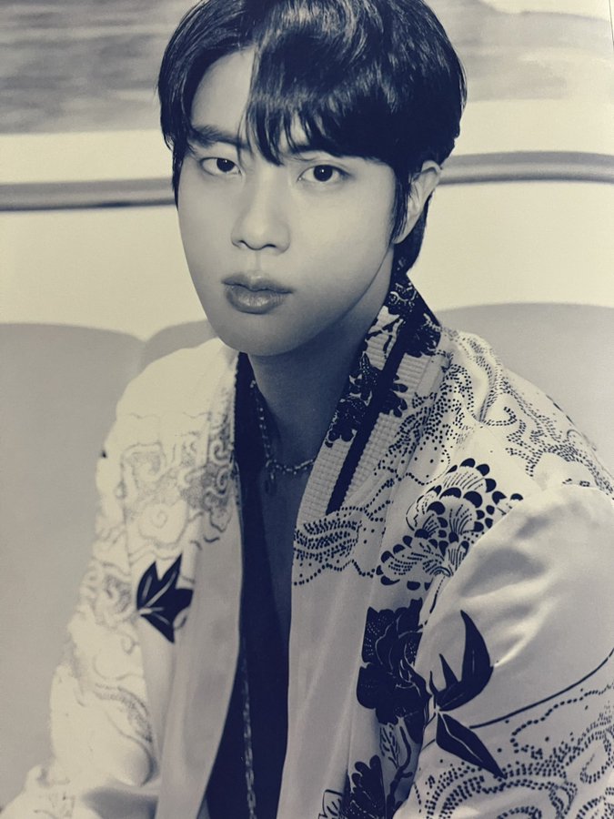 آرمی تک رای توییترتون رو فراموش نکنید💜

We are voting for #jin at the #2025MAMAVOTE