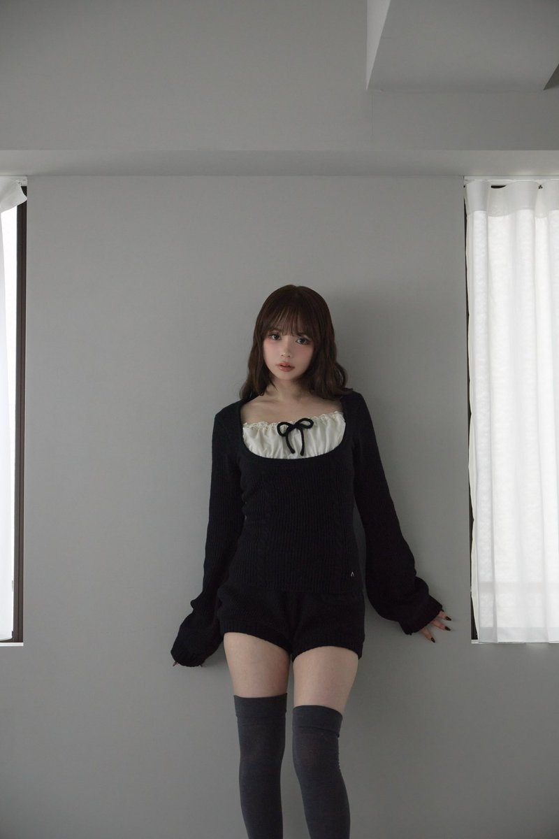 Raven gather set up color gray/black ¥17600-tax in トップス