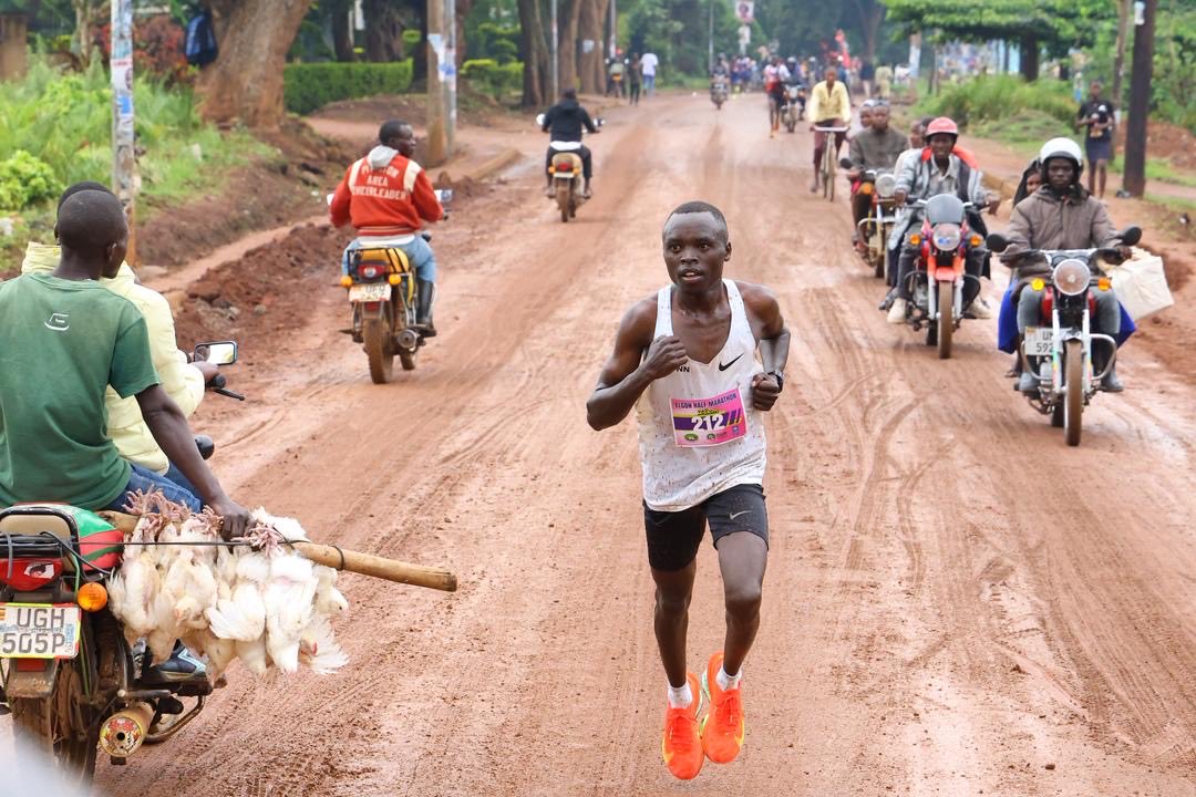 UNDPUganda's tweet image. OFF THEY GO!🏃‍♂️💨 Hundreds of runners hit the streets of Mbale City as they run for a cause! 

The energy was ELECTRIC!

 #ElgonHalfMarathon
#EndGBV
#ClimateAction
#YouthEmpowerment 
#RunWithJoshua 
@joshuacheptege1