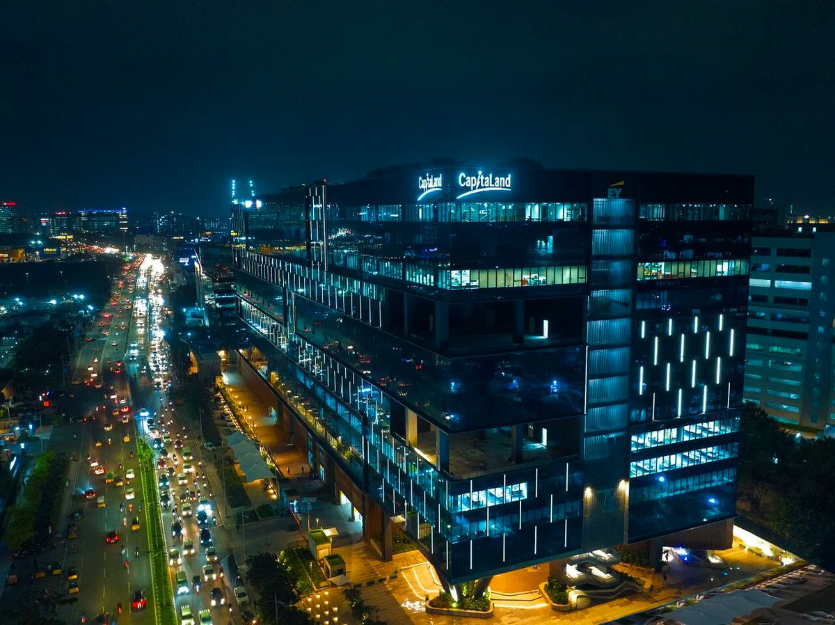 HyderabadMojo's tweet image. Netflix makes an entry in Hyderabad with a 41,000 sft office space lease at Capitaland ITPH Block A, HITEC City. 🎬
Warner Bros. Discovery office is also located in the same building.