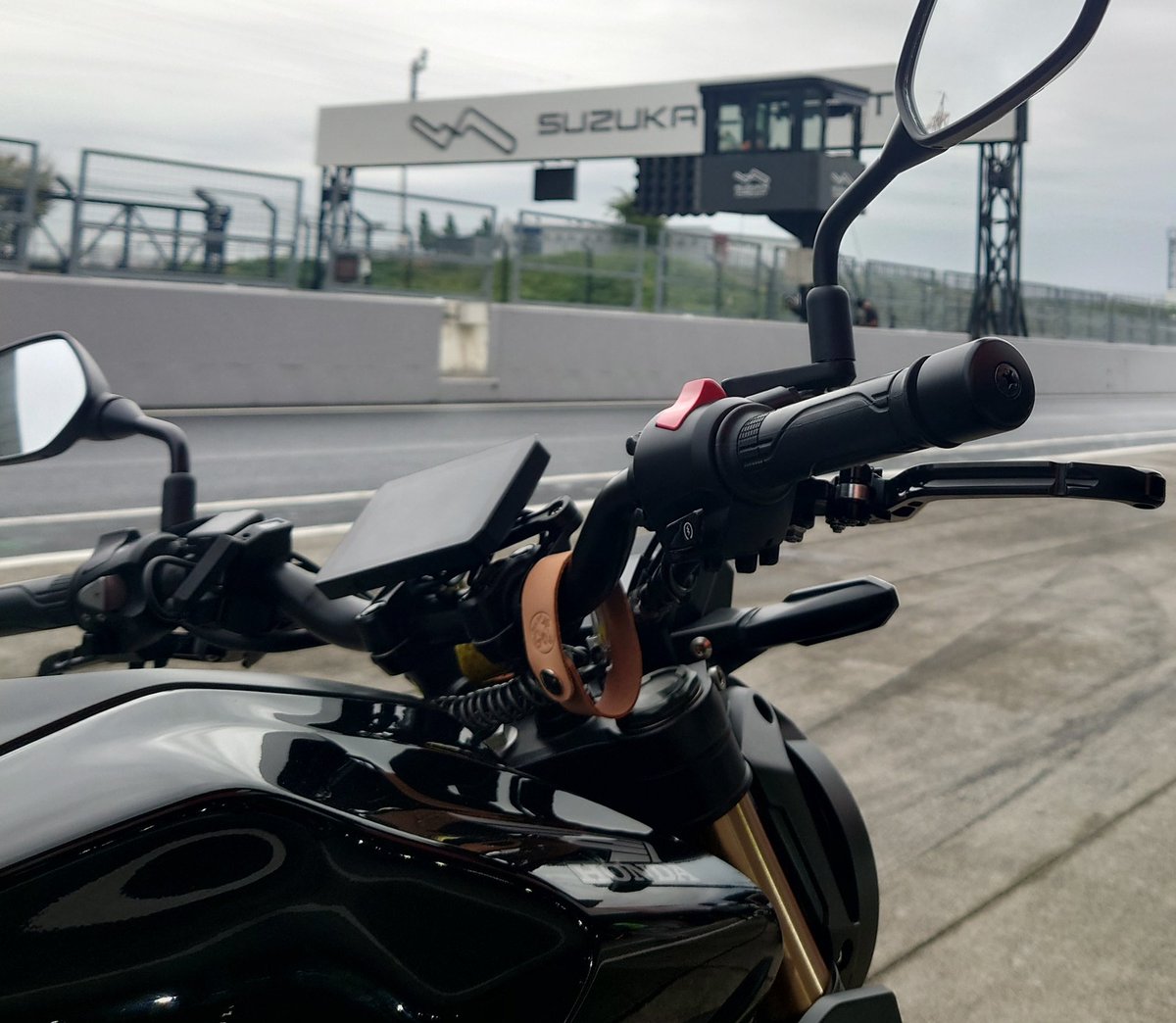 taka66_CB400SF's tweet photo. 先日、電話の通話時の音声について
メールで質問したら
めっちゃ丁寧な回答を頂きました。
安心して購入出きますね👍

#タナックス   #有償モニター  #aio5play https://t.co/btxz67hskf