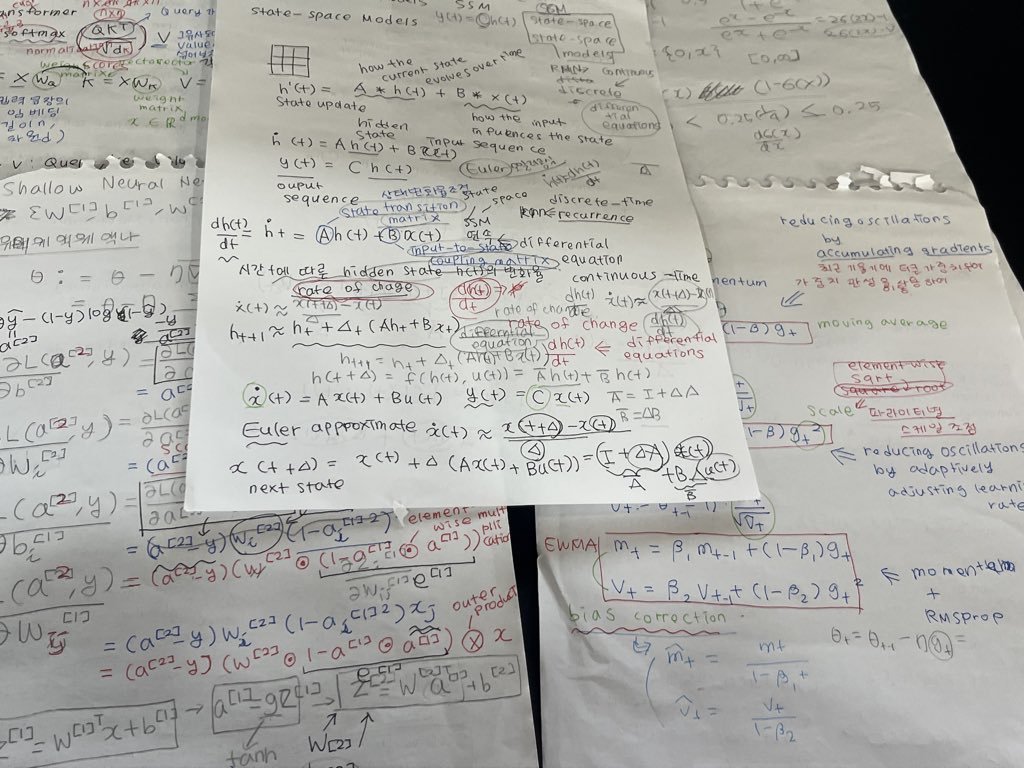 archiv3chi's tweet image. #공부계트친소 #일상계트친소
 
벌써 11월...
학교에 강금당한 대학원생과 
친해질 트친 구해봅니다