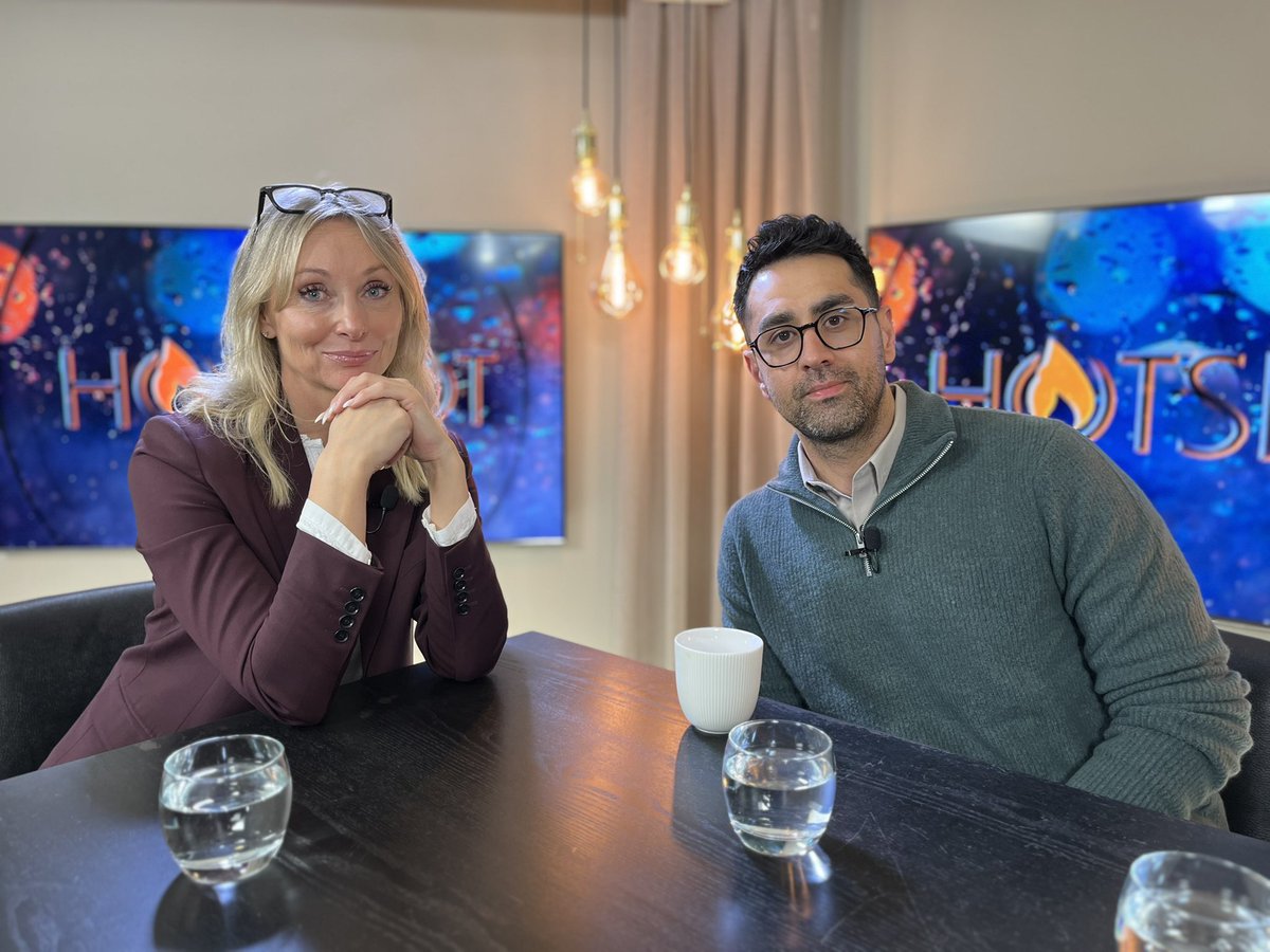 I Hotspot samtalar jag med <a href="/JessicaStegrud/">Jessica Stegrud</a> och <a href="/Panshiri_M/">Mustafa Panshiri</a> om vem som är svensk och vad som är svenskhet. Ett ämne som väcker väldigt mycket känslor i vårt land. 
Jessica kommenterar hennes X inlägg om Lawen Redar och Parisa Liljestrand när de diskuterade den svenska kulturkanon