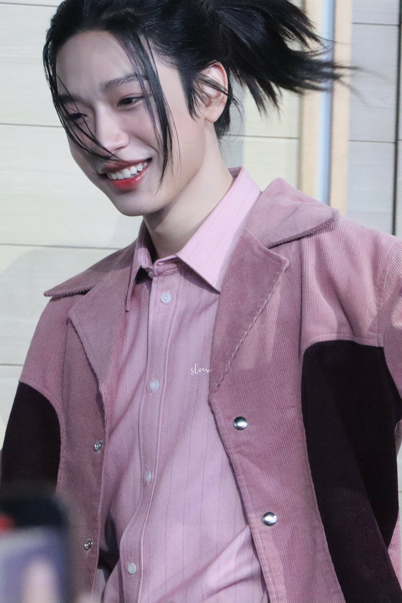 saallynexx's tweet image. เข้ามาทางประตู เกือบถ่ายไม่ทัน ฮืออ สวยมากกกกก
— @NxNattakit
#NEXnattakit
#NPPxBUS_NPPCITY
#NPPxBUS_OurDayinNPPCITY