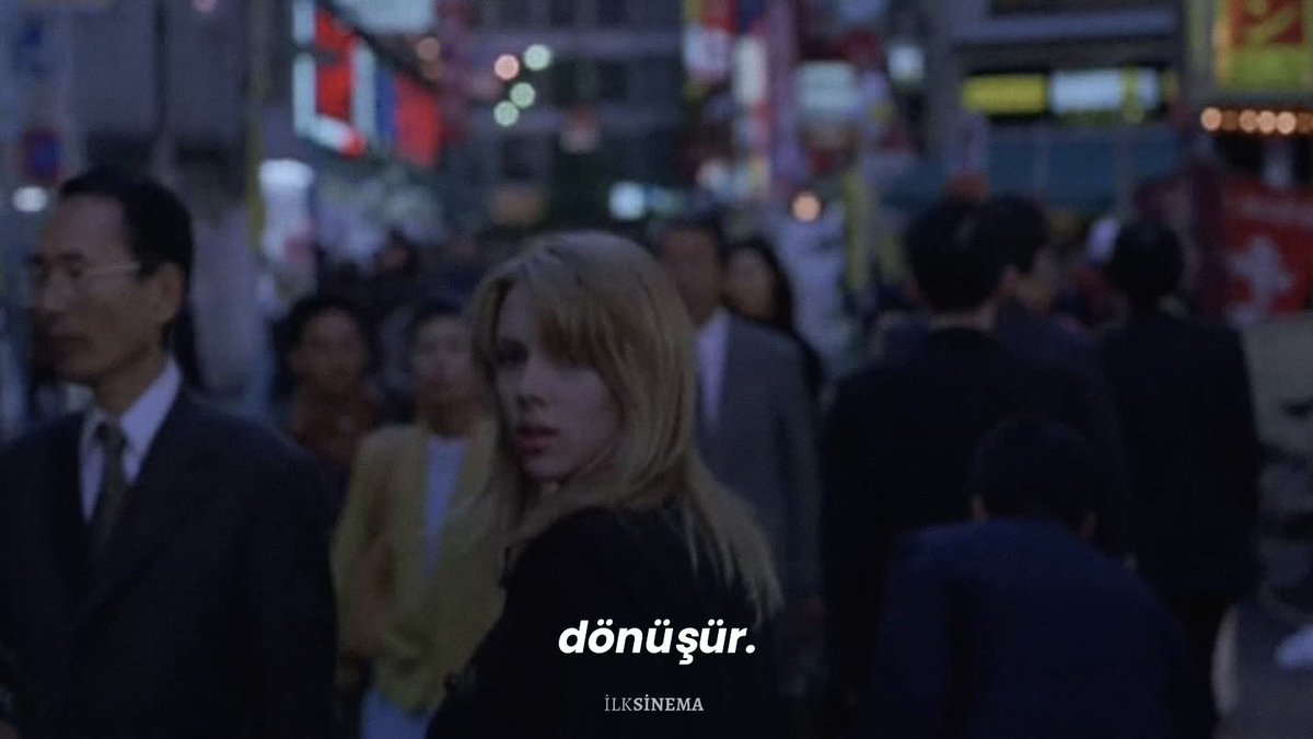 ilksinema's tweet photo. “sonunda, hayatın tamamı bir vedalaşma eylemine dönüşür.”

(lost in translation, 2003) https://t.co/5rIRiDIS5y