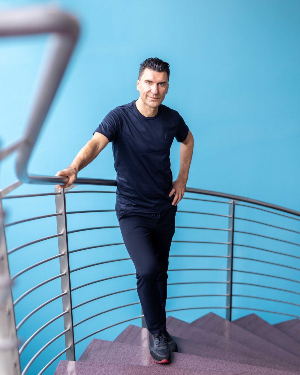 René Höfinghoff tweet media