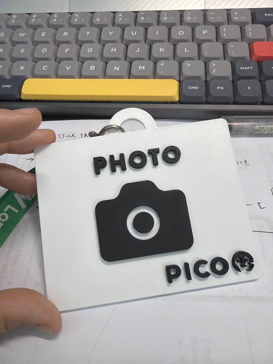 como_note's tweet image. 取材係で4日イベントがあるので、この名札を首から提げていこうと思います！3Dプリンタ楽しい。