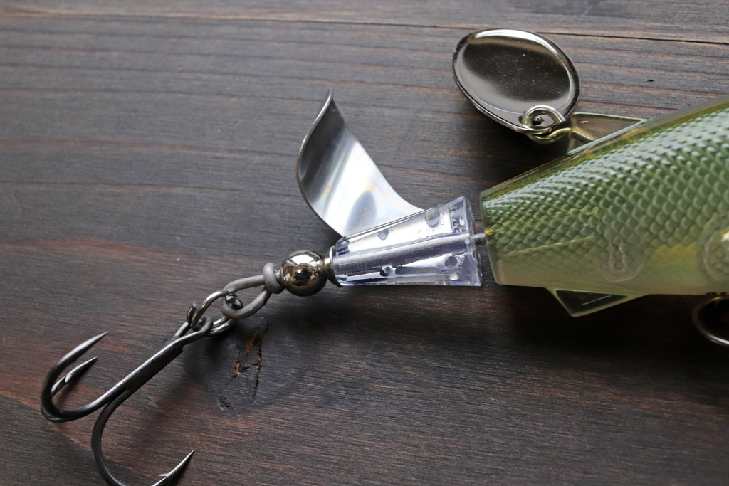 ERNEST　DEZENTJE（エルネスト　デゼンチェ）、トバ湖（スマトラ） ERNESTDEZENTJE（エルネストデゼンチェ）、トバ湖（スマトラ）