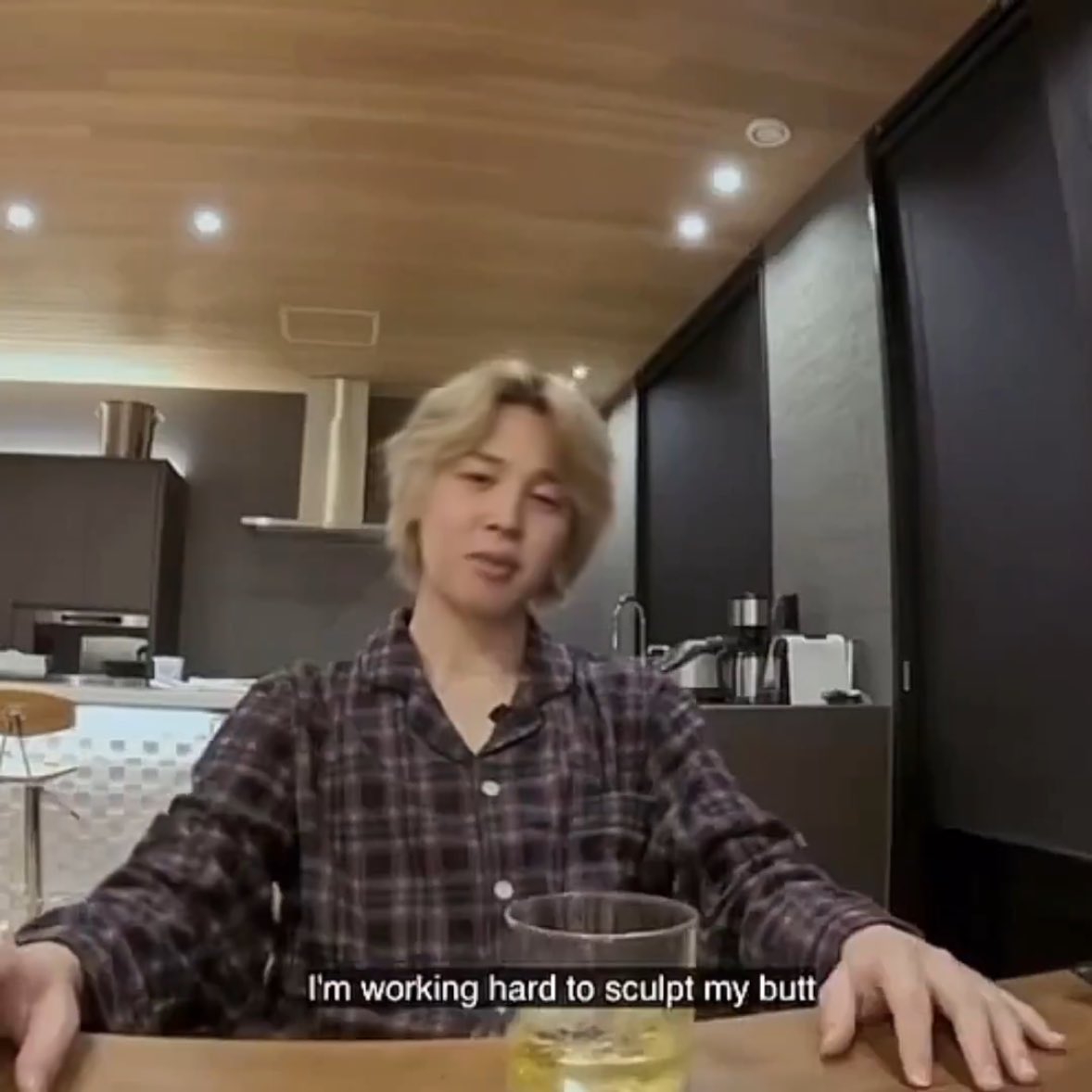 vjoonsuga's tweet image. a man who keeps his promises