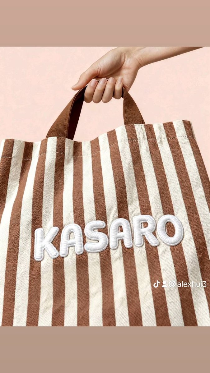 HuiAlex40907's tweet photo. The clash of stripes and embroidery is KASARO's gentle note to everyday life~ Grab it and turn every outing into a style runway ✨ #KASARO #NicheBag #ootd https://t.co/NCDVyZAq57