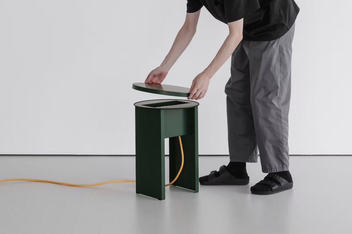 N_ANDO_DESIGN's tweet image. どこにでも連れていけるテーブル型の配線BOX「BUDDY」の予約販売がはじまりました🛒

私は@kkahmtm1105 と共にデザインを担当しました✏️

予約期間：2025/11/1〜11/24
現在先行SALE中です🛍️

cad.base.ec/items/11965991…

Bland：CAD
Client：トヨセット株式会社