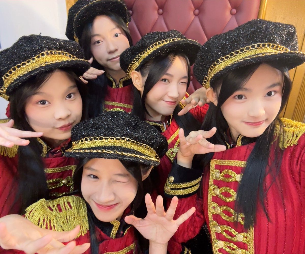 TERIMAKASIH AITAKATTAAA!! 💞💞 TEMAN TEMAN SHOUNAN HARI INIWWW SO FUNN👏🏻