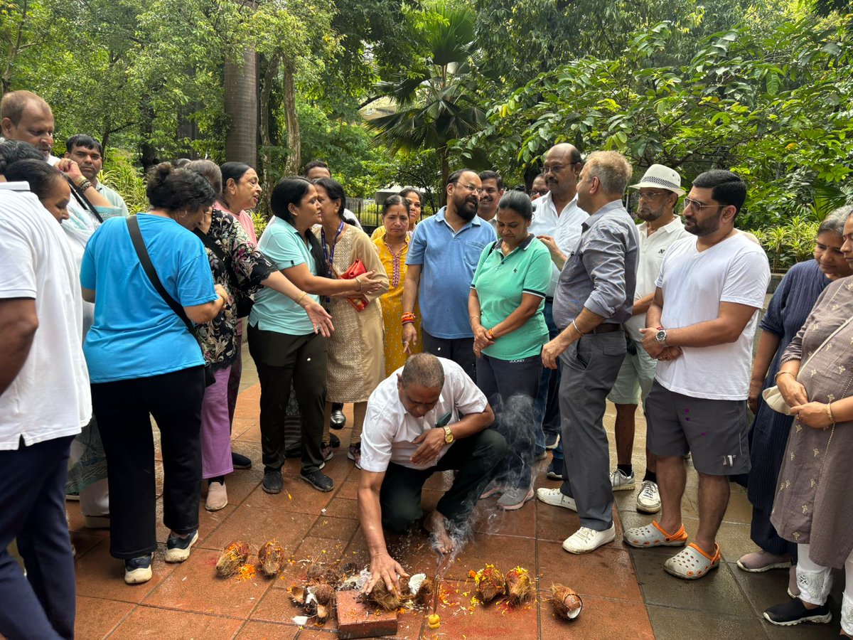 TukaramKate's tweet image. चेंबूर मधील कै. नारायण गजानन आचार्य उद्यान येथे फरारी शेडचे उद्घाटन आज करण्यात आलं. 

#tukaramkate #TukaramKate #ChemburDevelopment #PublicWelfare #NarayanAcharyaUdyan #Chembur #UrbanDevelopment #ChemburUpdates