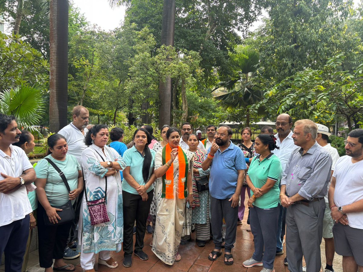 TukaramKate's tweet image. चेंबूर मधील कै. नारायण गजानन आचार्य उद्यान येथे फरारी शेडचे उद्घाटन आज करण्यात आलं. 

#tukaramkate #TukaramKate #ChemburDevelopment #PublicWelfare #NarayanAcharyaUdyan #Chembur #UrbanDevelopment #ChemburUpdates