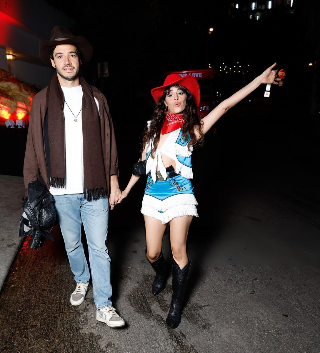 PortalcamilaTun's tweet image. Camila Cabello and Henry chalhoub 🤠