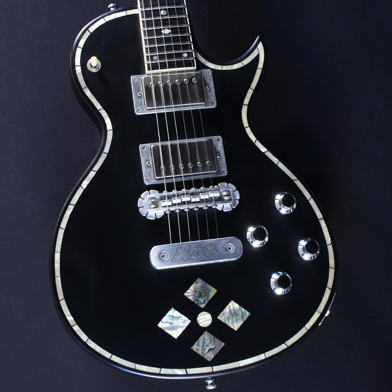 ジャンベ （ジェンベ） ママディ・ケイタ サイン入り ジャンベ （ジェンベ） ママディ・ケイタ サイン入り ジャンベ