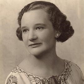 Muffin61's tweet image. Tchaikovsky&apos;s November Troika is in the next Classics Count show. The Coffee Break celebrates ‘Papa’ Haydn’s wit, and a spotlight on  (pictured) Avril Coleridge-Taylor’s stirring Piano Concerto. From 10am Sun. 2 Nov: classicscount.org/this-week #ClassicalMusic