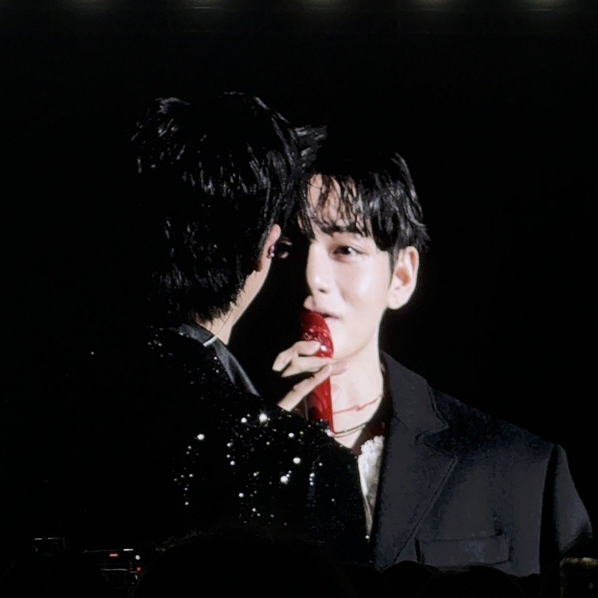 tan_eya's tweet image. 🥺.. 달넴이 사진 찾아주심.. 벅차올라..