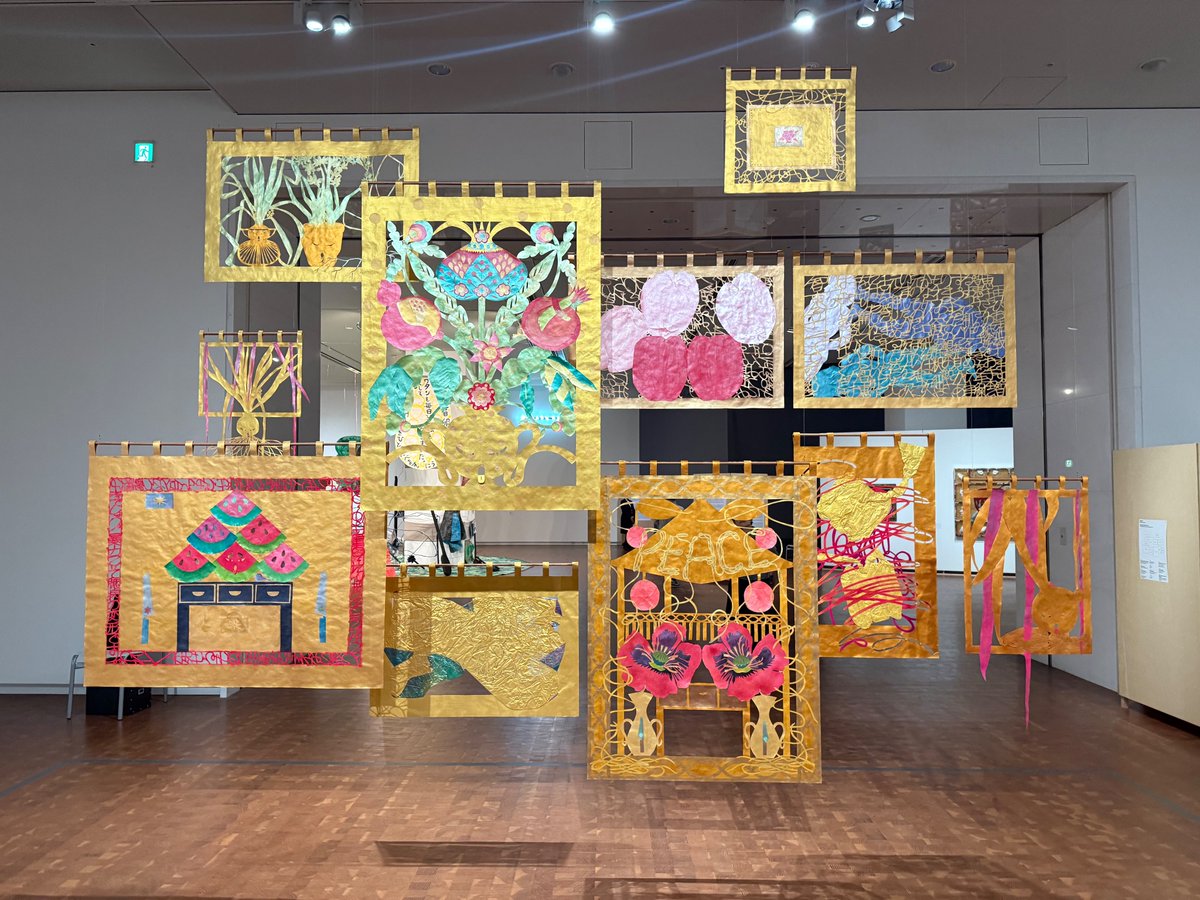 🟨他にプラカードを持つ「手」を感じさせる田部光子。
海溝のような深さを見せた志賀理江子（撮影禁）。
「高村智恵子の推し活」と冗談めかして言ったが、その一貫した姿勢が作品の美しさを担保する谷澤紗和子の作品が見れる
↓