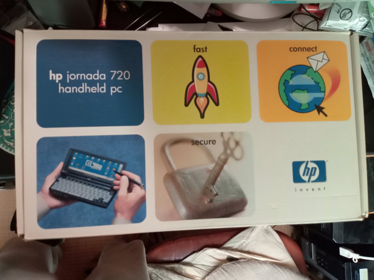 totomn's tweet image. Jornada720、箱入りでございます。
1号機が自分の不注意で液晶破損してしまったので2号機の登場です。
#WindowsCE #Jornada720