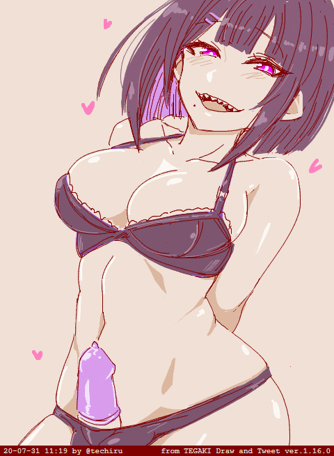 昔描いた絵ほくろの位置間違えてたのかと思ったら昔は右頬で間違えてなかった模様 そういうこともあるわね! 