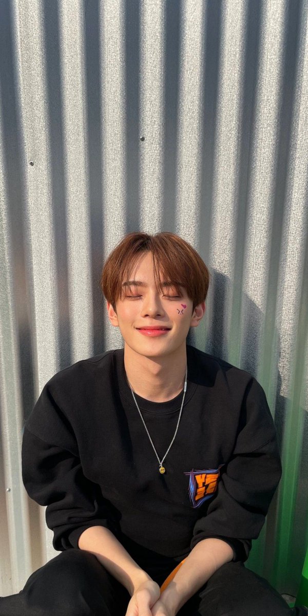 ik8B1gAgiK65371's tweet image. もう1ヶ月以上経つけど、未だに健康遠征隊が恋しくなる時がある。本当にこの03zの4人がファイナルまで残ってくれたこと、Never Been 2 Heavenで同じチームになれたこと、奇跡だし最高だったなぁ🥲それぞれの場所で4人が活躍できますように♥またいつか4人の集まった写真がみたいなぁ⭐️
 #健康遠征隊