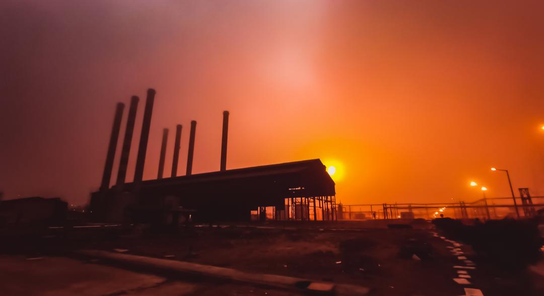 ErmacKiyani's tweet image. Finally ❤️‍🔥
#1of1SZN event has arrived 🙌🏻
This time, I minted a photography piece that, by coincidence matched the theme perfectly.

🔻MINT🔻

&quot;Bloody Dawn&quot;
1/1 - 30 ꜩ reserve ⛓️ @objktcom