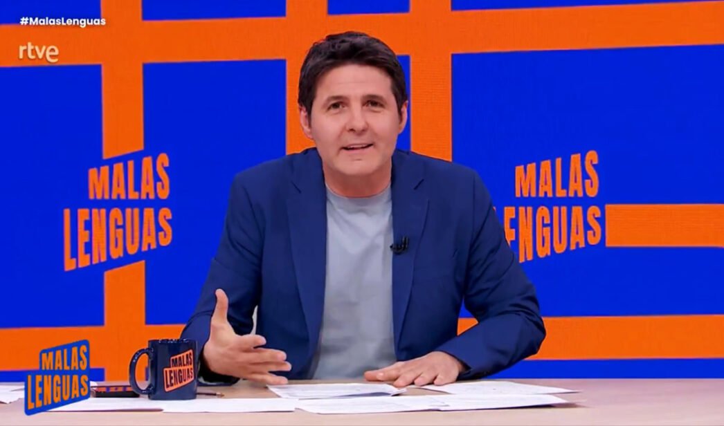 Dos30TV's tweet image. En octubre, @La1_tve cierra como la 2ª cadena más vista de España:

🥈 12.3% de share y crece 7 décimas respecto a septiembre

🥈 Mejor mes de octubre de los últimos 14 años

🥈 Líder en las Mañanas (16.5% de share) y Tardes (11.4%)

#QueVivaLaTele #Audiencias